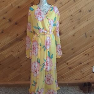 Elegant Floral Yellow Maxi Dress